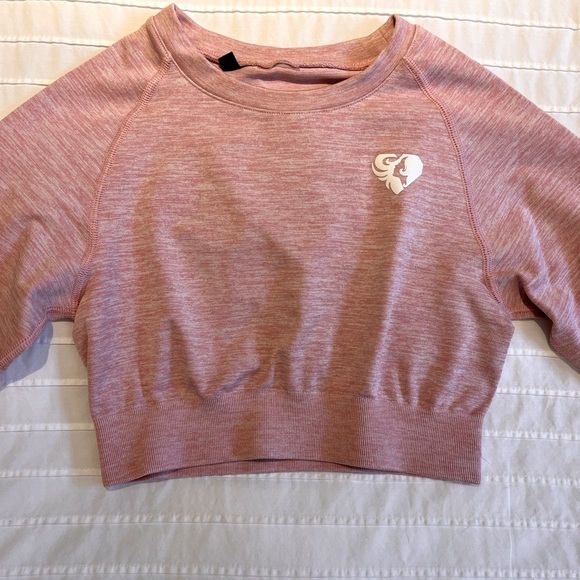 Move Seamless Long Sleeve Crop Top - Picture 3 of 6